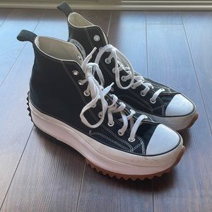 Converse Run-star hike